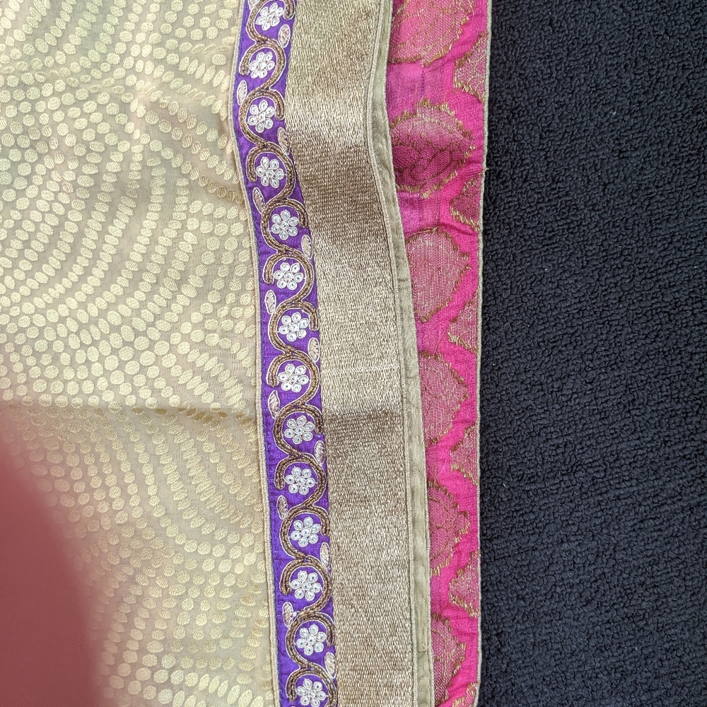 Indian saree - Picture 3 of 8